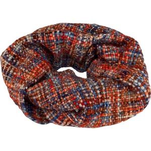 Gretchen Scott scarf